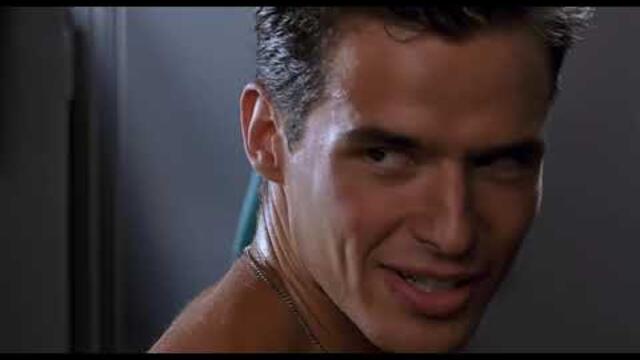 ГОЛЕМИЯ УДАР