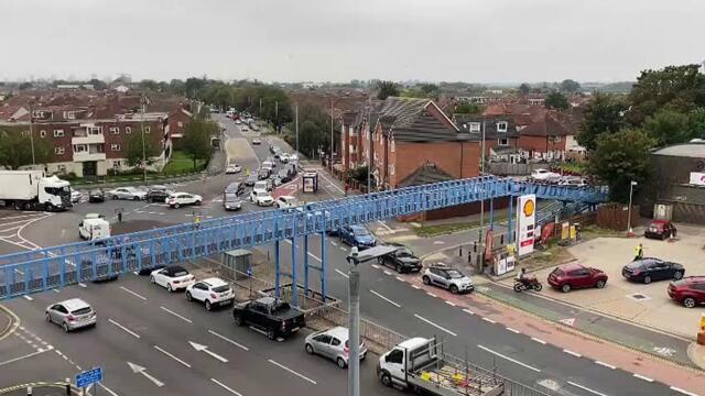 Queues at Shell in Hilsea