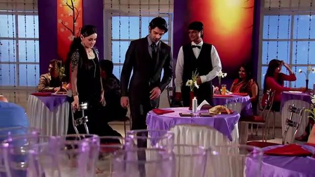 Iss Pyaar Ko Kya Naam Doon | Episode 328