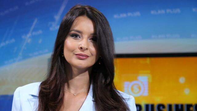 Announcement on Albanian television