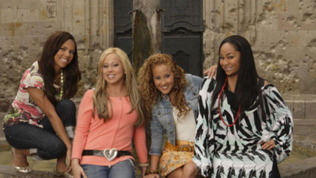 Леопардови момичета 2: На турне в Испания (синхронен екип 2, дублаж по b-TV на 28.02.2010 г.) (запис)