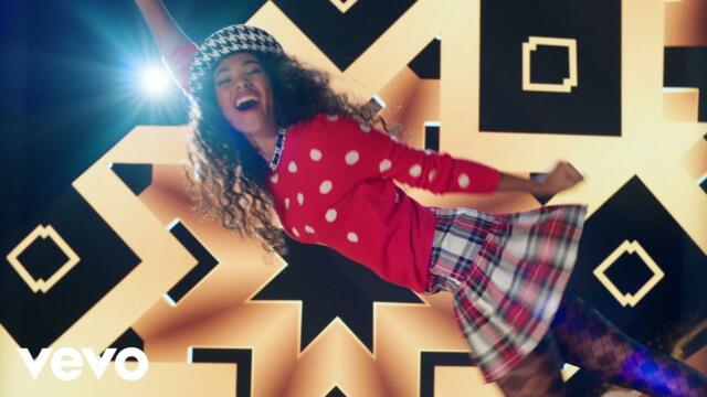 Disney Channel Stars - Put the Happy in the Holidays