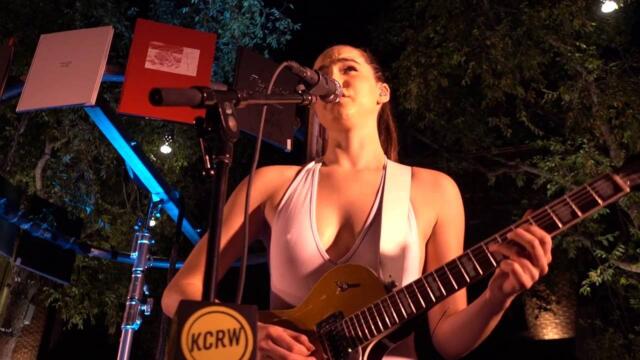Sofi Tukker - Drinkee LIVE HD (2016) KCRW Summer Nights Concert Series