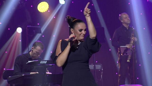 Елена Ваенга  - "Осенний шлягер"