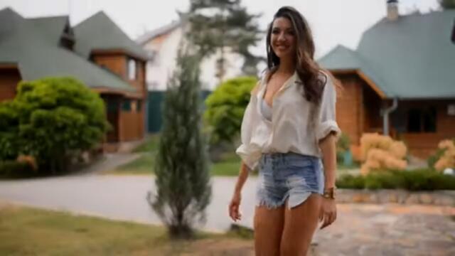 Сергей Орлов  -  ДЕВУШКА С СОСЕДНЕГО ДВОРА