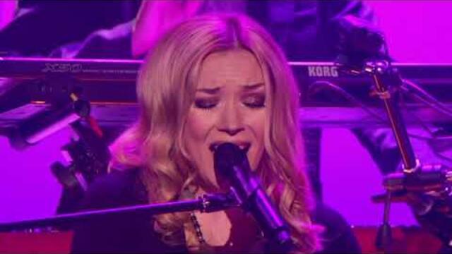 Вероника Андреева   -  "Бумажный кораблик"