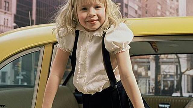 Елоиз в Плаза (синхронен екип, дублаж по Нова телевизия на 26.09.2009 г.) (запис)