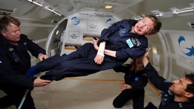 Почитаме професор Стивън Хокинг с Google - Световноизвестният физик Stephen Hawking Sings Monty Python