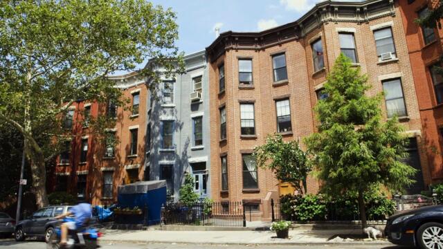 Love in Full Swing - Trailer