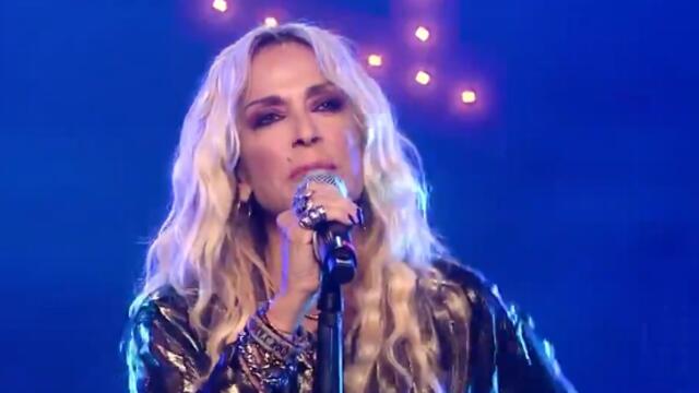 Anna Vissi & Babis Stokas - Ki Omos Den Telioni (Panik Concert by Xiaomi) -  Official Live Video