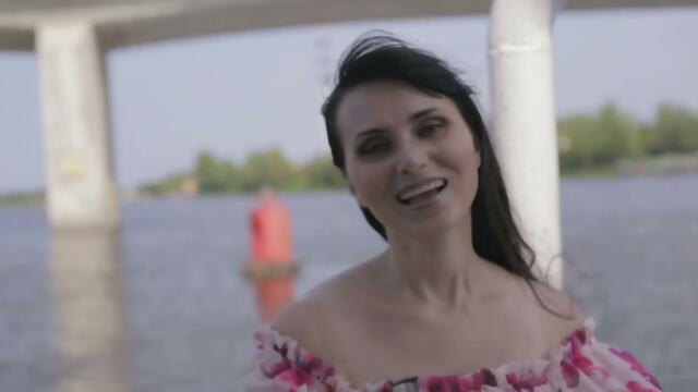 ОЛИЯ - ПОЦЕЛУЕМ МЕНЯ  РАЗБУДИ !