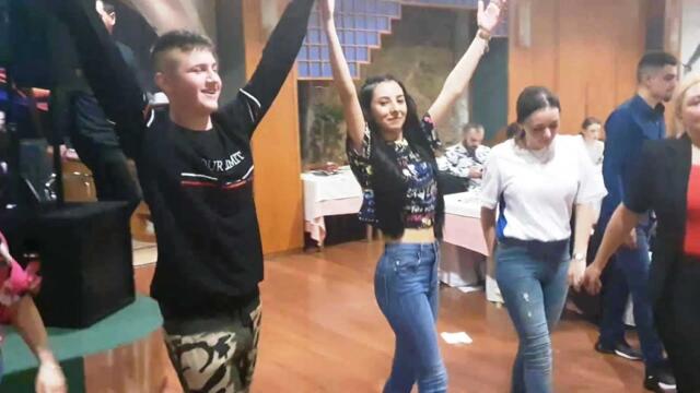 🔴 Kolo za brata i sestru Elvira i Dženitu Salković - Noć bosanskog teferiča - Hotel Saraj - Sarajevo