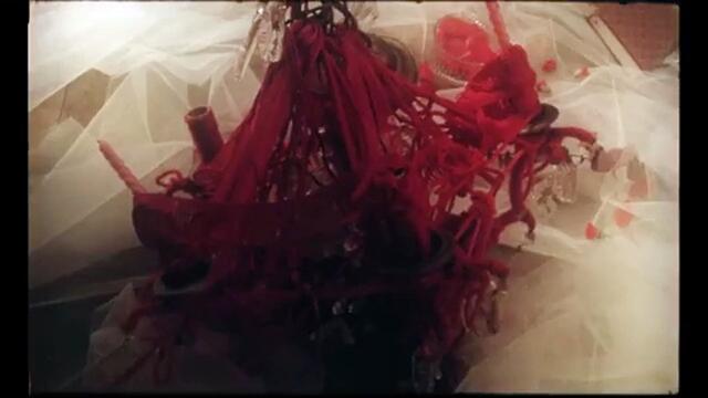 November Ultra - Le manège