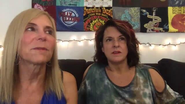 A Women's Perspective On Relationships, Life & WIne! Author of "F*ck Games, Date Cougars"