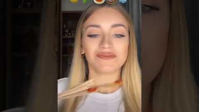 rusu EMOJI EATING CHALLENGE, 5 emojis | #asmr #kawaiieatingasmr #food  #shorts