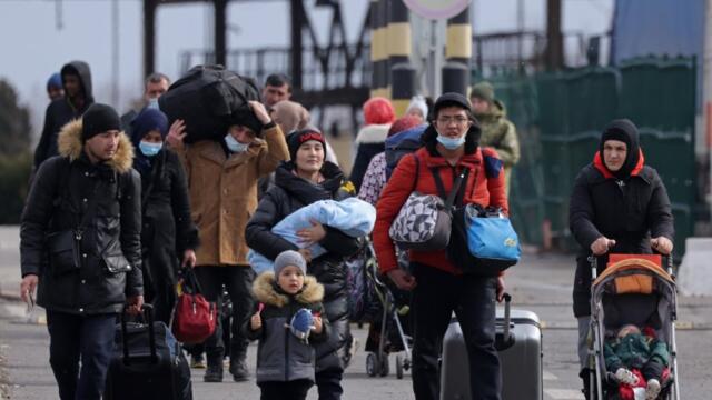 Над 3 милиона бежанци и 10 млн. украинци са напуснали домовете си, а над 900 са цивилните жертви от началото на войната