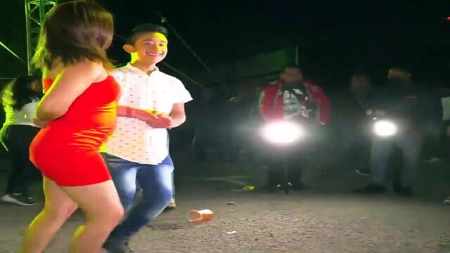 Dance With Wolves - Dancing couples - Cumbias Perronas Music