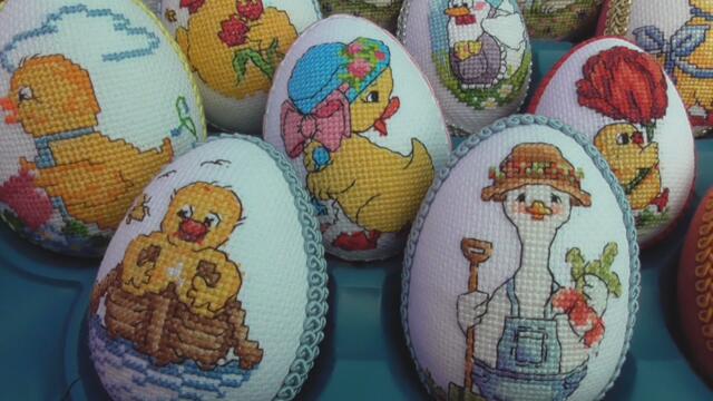 Бродирани Великденски яйца!!! Жена от Видин бродира яйца за Великден
