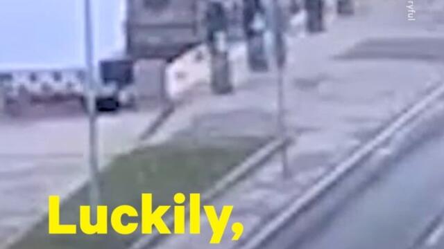 Car Rolls Out of Parking Spot & Into River