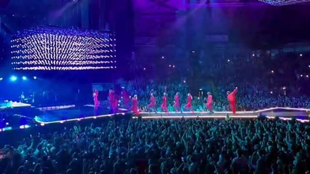 Dua Lipa's Future Nostlagia at Newcastle Utilita Arena