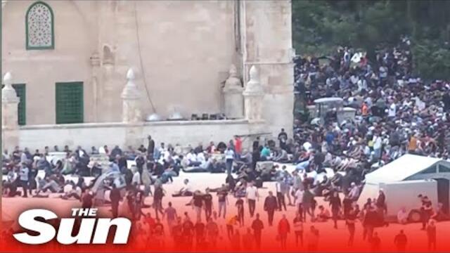 LIVE: Tension grows at Jerusalem's al-Asqa mosque after Israeli police clashed with Palestinians