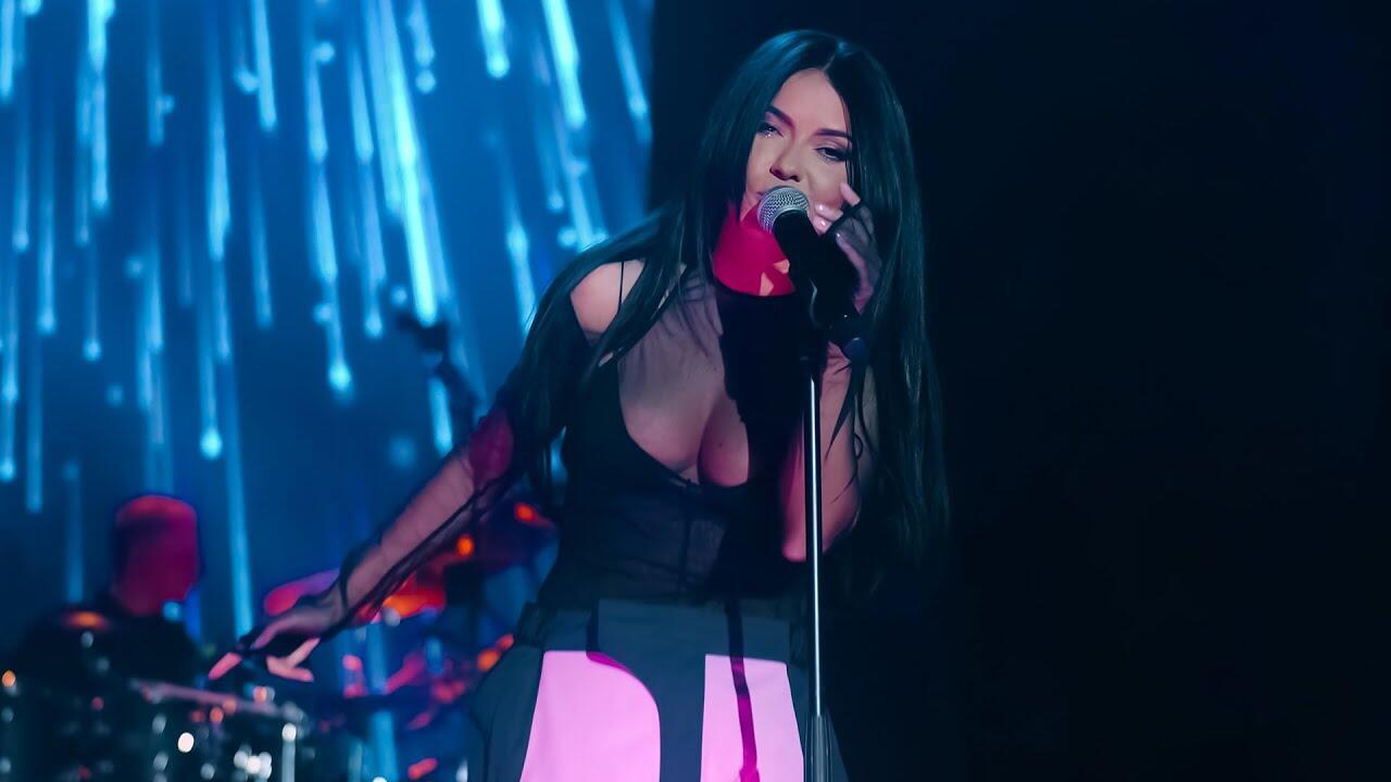 Inna концерт 2021. Inna live 2011. Ютуб концерт. Inna 2010 концерт. Inna hot 2021.