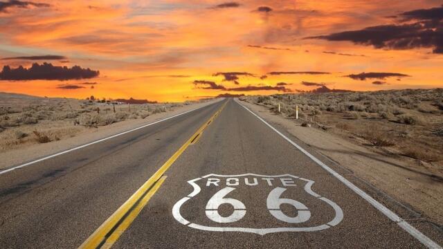 Route 66 - Път 66 Route 66 е символ на Америка през 20ти век. - Пътуване по най-легендарния път в света