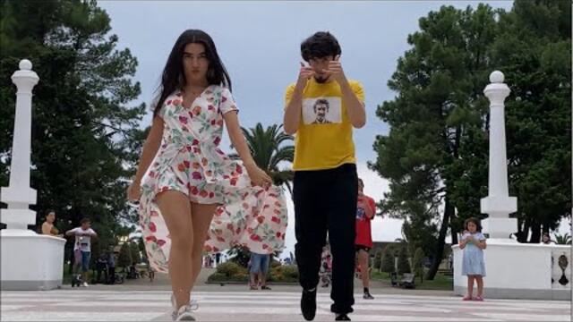 Птицам Небо А Землю Бродягам Лезгинка 2022 Девушка Танцует Очень Красиво В Батуми Топ Музыка ALISHKA