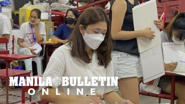 Taguig Mayor candidate Lani Cayetano cast her vote in Kapt. Eddie T. Reyes Integrated School