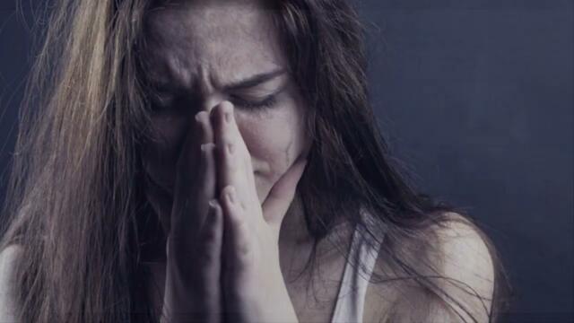 Николай Джинчарадзе и  Ада Лапуриди   -  "СЕРЫМ ОБЛАКОМ"