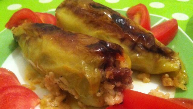 Пълнени чушки с кайма и ориз