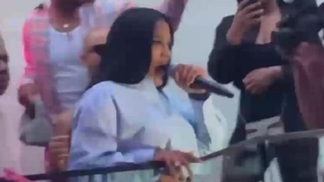 Joseline Hernandez lifts her top during performance