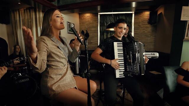 Aleksandra Đuranović i Radovan Ivanović, Cover - Svatovi