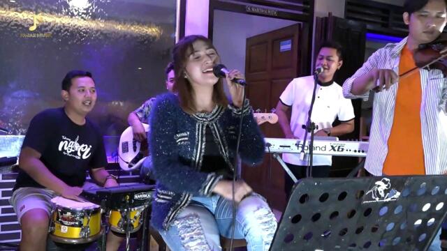 MENDUNG TANPO UDAN ( Ndarboy Genk ) - Anisa Salma Cover
