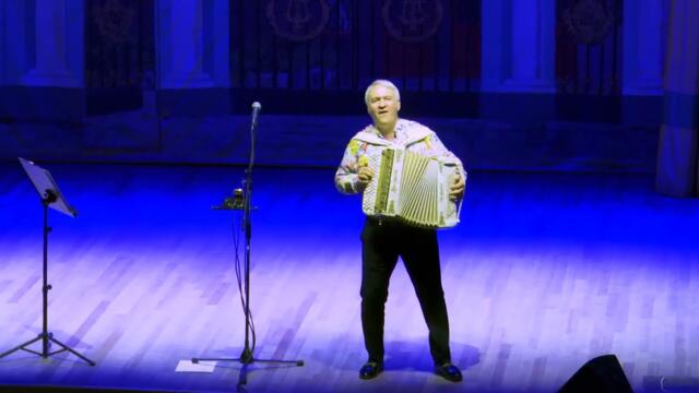 Валерий Сёмин зажигает в Доме учёных в Москве ! Песня про СИРЕНЬ!!!