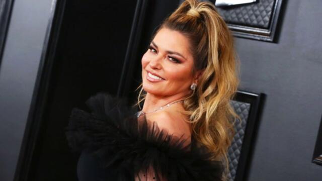 Shania Twain Documentary ‘Not Just a Girl’ Heading to Netflix | Billboard News