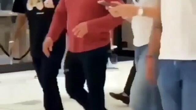 Salman Khan at Dubai Mall