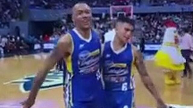 Magnolia advance to semis