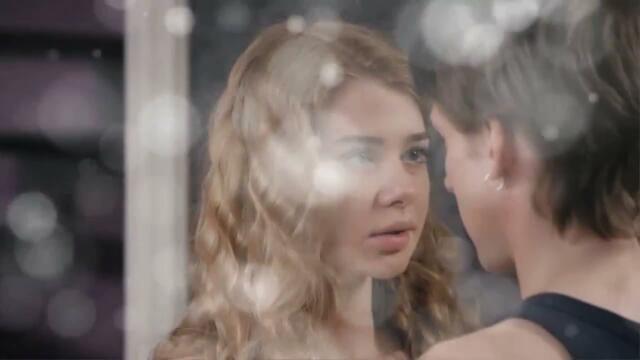 Анатолий Кулагин    -    МЫ В ОБЪЯТЬЯХ ЛЮБВИ