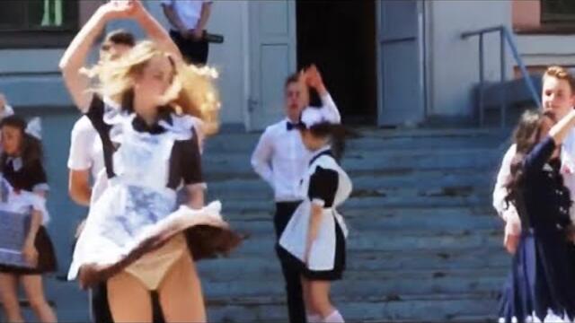 Эдуард Минаев  -  ЗАВЕРТЕЛАСЬ, ЗАКРУЖИЛАСЬ ...