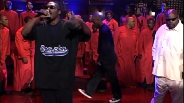 Coolio chante "Gangsta's Paradise" en live