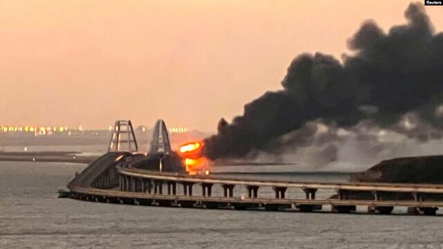 ⚡️Пожар на Крымском мосту: первая официальная информация