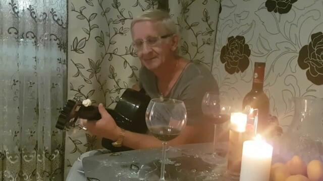 Анатолий Кулагин    -    МЫ С ГИТАРОЙ ВДВОЁМ    Анатолий Кулагин