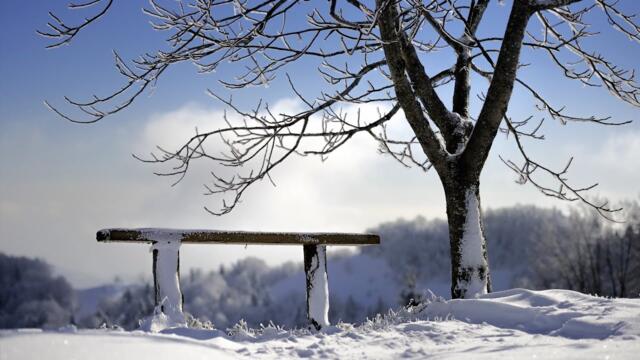 Нежная, расслабляющая, Красивая зимняя мелодия пианино, Настоящая зима, Снег идет, кружится...