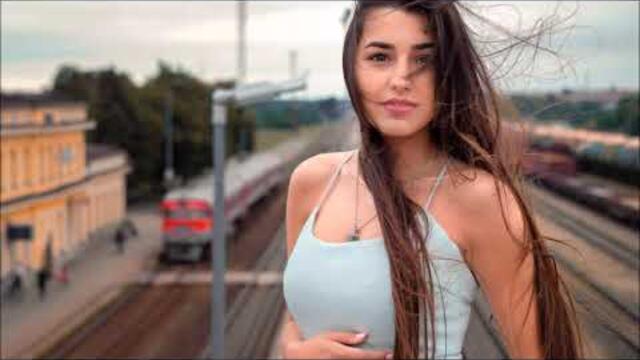 Аида  -  А ты там