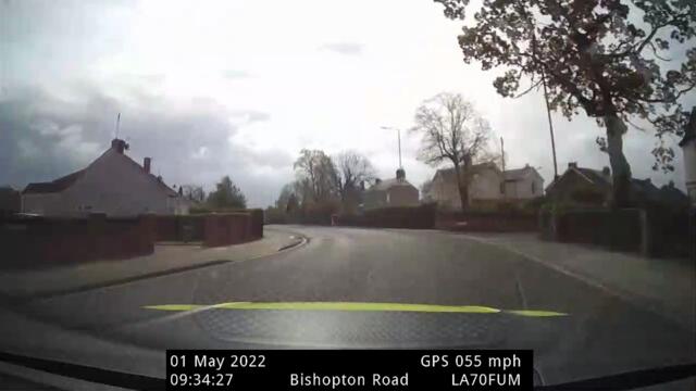 Watch moment speeding robbers crash stolen car