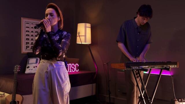 Suzane chante "Clit is Good"