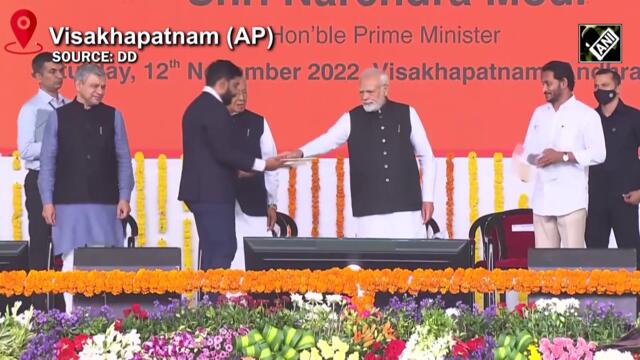 India is achieving new milestones in several sectors and scripting history: PM Modi