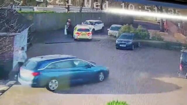 Tunbridge Wells drug dealer rams police cars