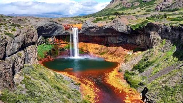 1 Hour Refreshing Waterfall Sound for Meditation, Sleep, and Relaxation